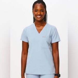 Figs Dusty Blue Medium Catarina scrub top